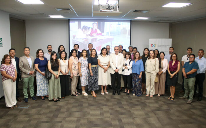 Socios y aliados estratégicos participan en el desayuno por el 19 aniversario de ExE